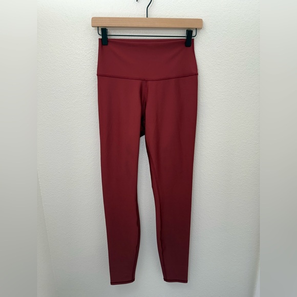 Alo Yoga High-Waist Airlift Full Length Leggings in Black Cherry Medium - Picture 4 of 12